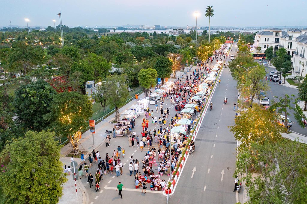 Các gian hàng - chợ đêm Sài gòn-Grand Park